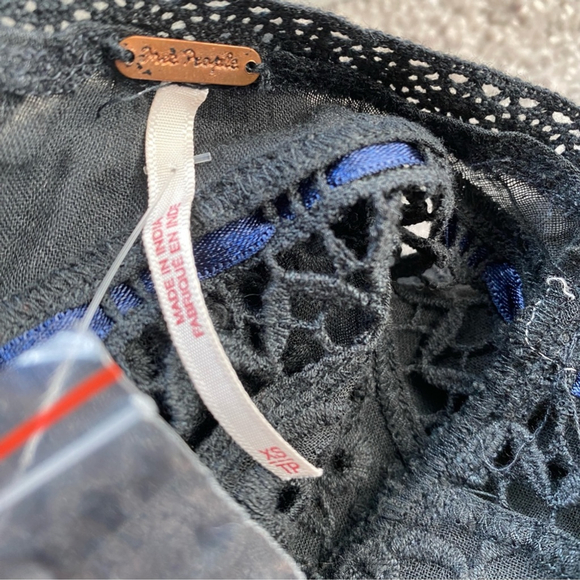 Free People Abigail Victorian Eyelet Lace Long Sleeve Blouse Black - XS - Picture 13 of 14